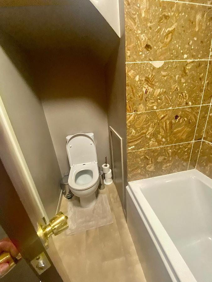 Central Lisburn Duplex Apartment Siren Stays Экстерьер фото