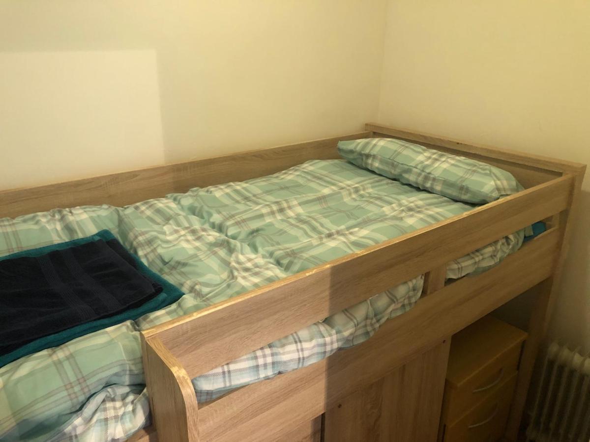 Central Lisburn Duplex Apartment Siren Stays Экстерьер фото