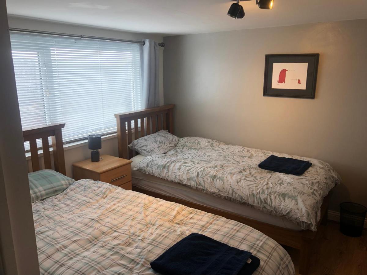 Central Lisburn Duplex Apartment Siren Stays Экстерьер фото