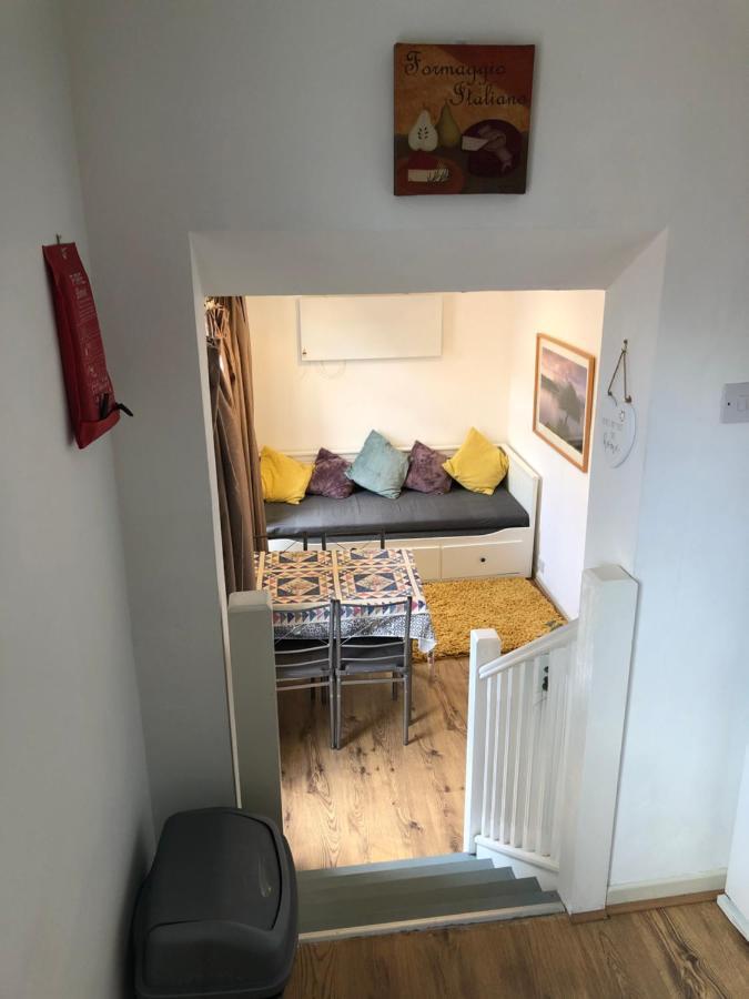 Central Lisburn Duplex Apartment Siren Stays Экстерьер фото
