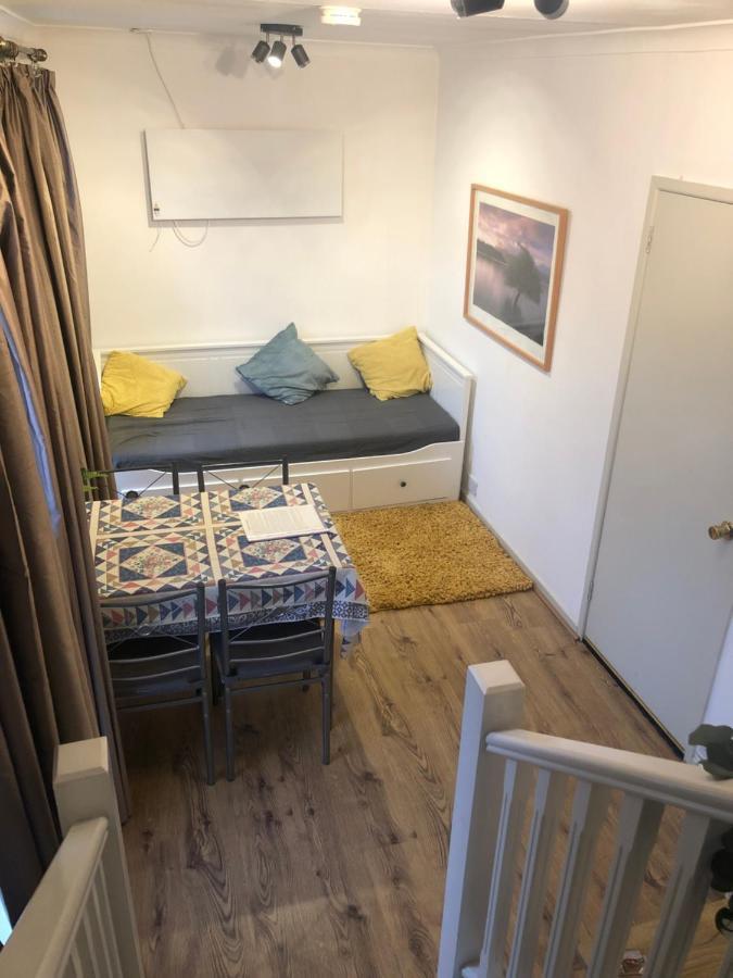 Central Lisburn Duplex Apartment Siren Stays Экстерьер фото