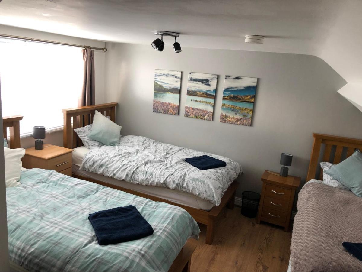Central Lisburn Duplex Apartment Siren Stays Экстерьер фото